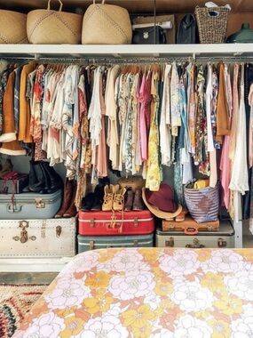 Closet Clear Out! Make me an Offer!